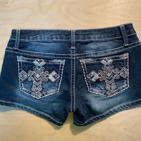 Rue 21 Jean Shorts Size 3/4 (GQ) - Picture 15 of 15